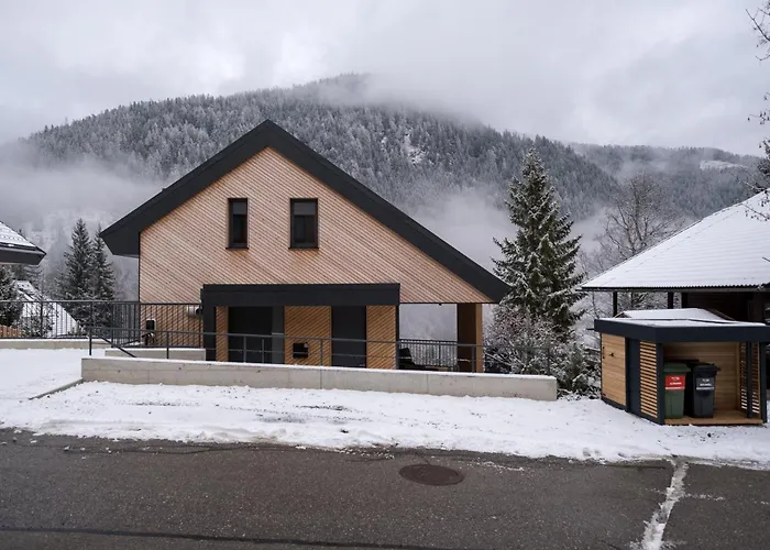 Chalet Waldzauber Your Alpine Escape in Bad Kleinkirchheim Near the Ski Lift